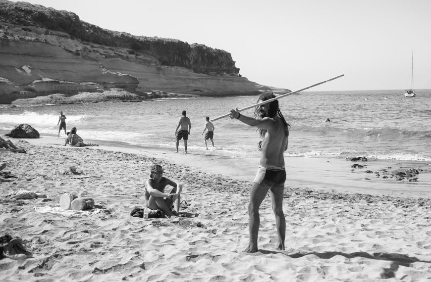 Αντώνης Μπαλασόπουλος / Η αδιανόητη απαίτηση της ευτυχίας