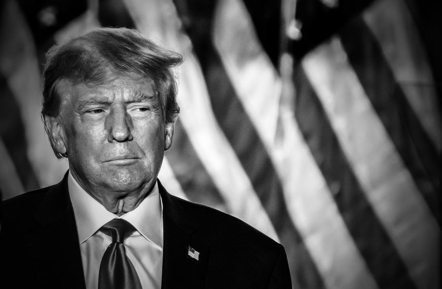 Τζακ Γκόλντσμιθ / Η δίωξη του Τραμπ μπορεί να έχει τραγικές συνέπειες