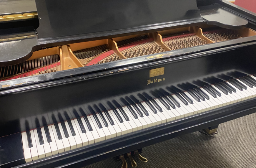 Προς δημοπράτηση, πιάνο που είχε αγοράσει ο Τζον Λένον