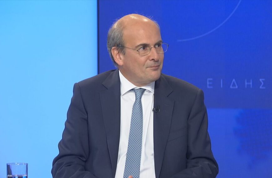 Χατζηδάκης: Θα εξετάσουμε αν θα παραταθεί το Market Pass και μετά τον Οκτώβριο