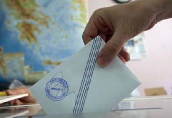 Δημοσκόπηση Prorata: Διψήφιο προβάδισμα ΝΔ και διάχυτη απογοήτευση στην κοινωνία