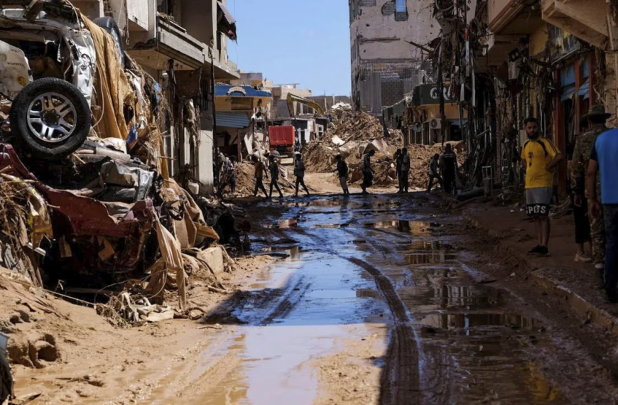 Λιβύη: Αξιωματούχοι υπό κράτηση ως πιθανοί υπεύθυνοι των&hellip;