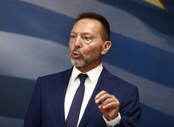 Στουρνάρας: Λείπουν 200.000 χέρια από την αγορά εργασίας – Λύση…