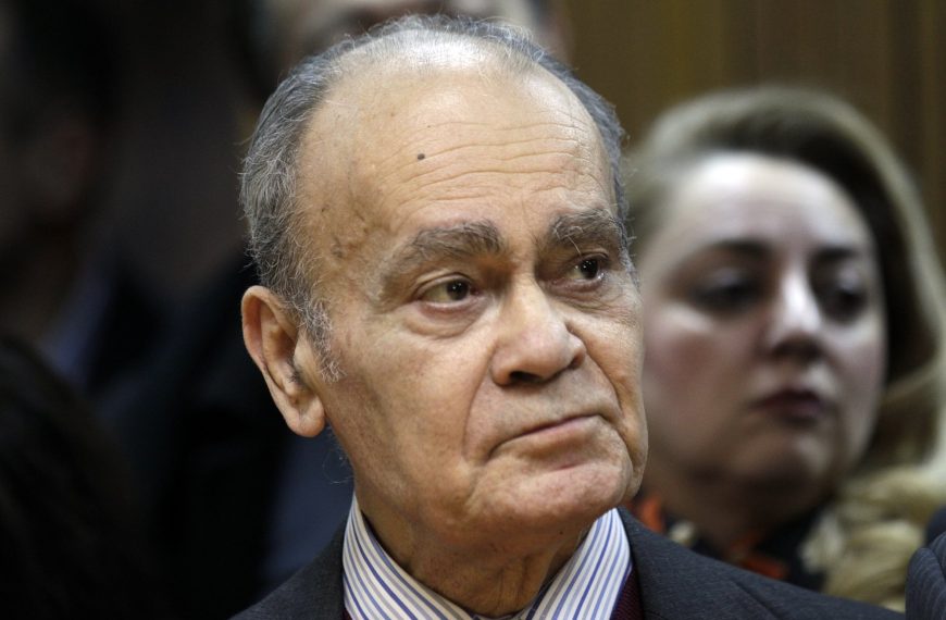 Γιώργος Ρωμανιάς: Πέθανε ο γνωστός εργατολόγος