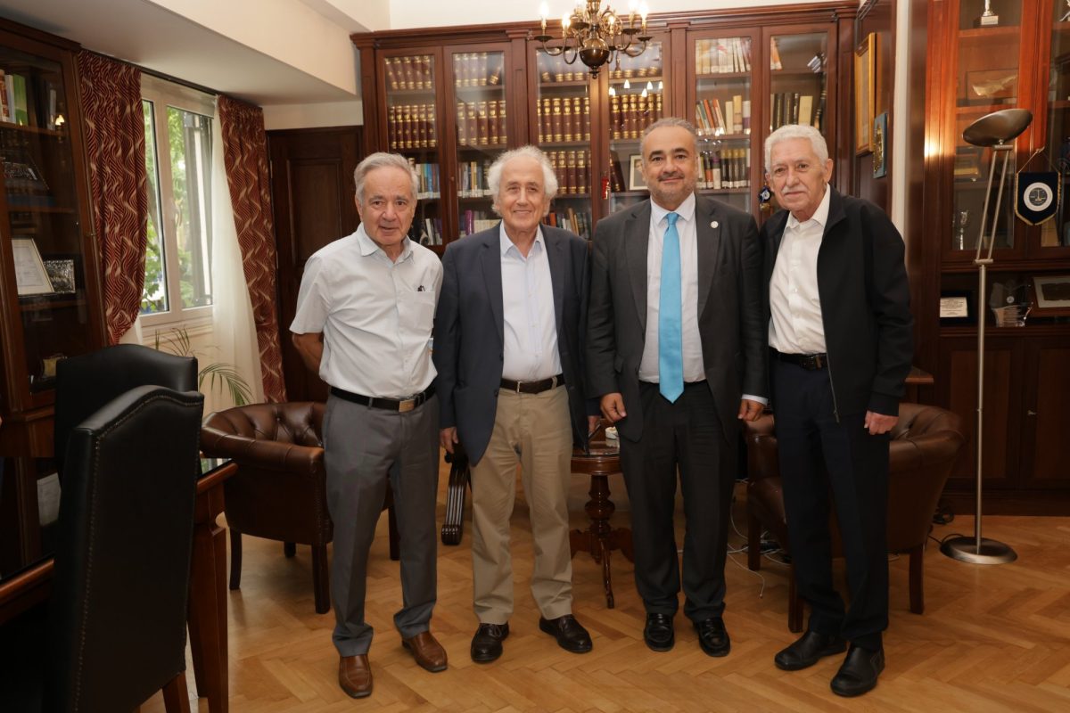 Νυν και πρώην πρόεδροι ΔΣΑ: Καταδικαστέα η πρόσφατη σπουδή αντικατάστασης μελών της ΑΔΑΕ