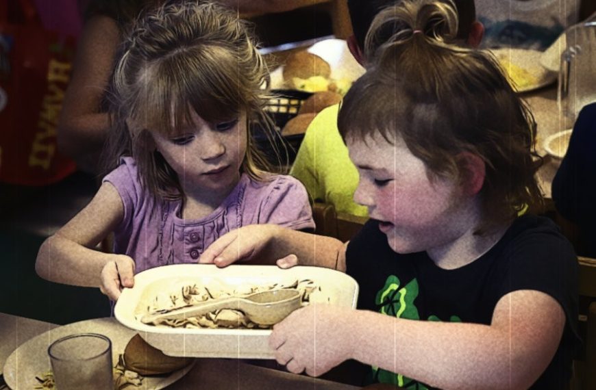 Κόστος ζωής: Παιδιά σε όλο τον κόσμο πηγαίνουν νηστικά για ύπνο