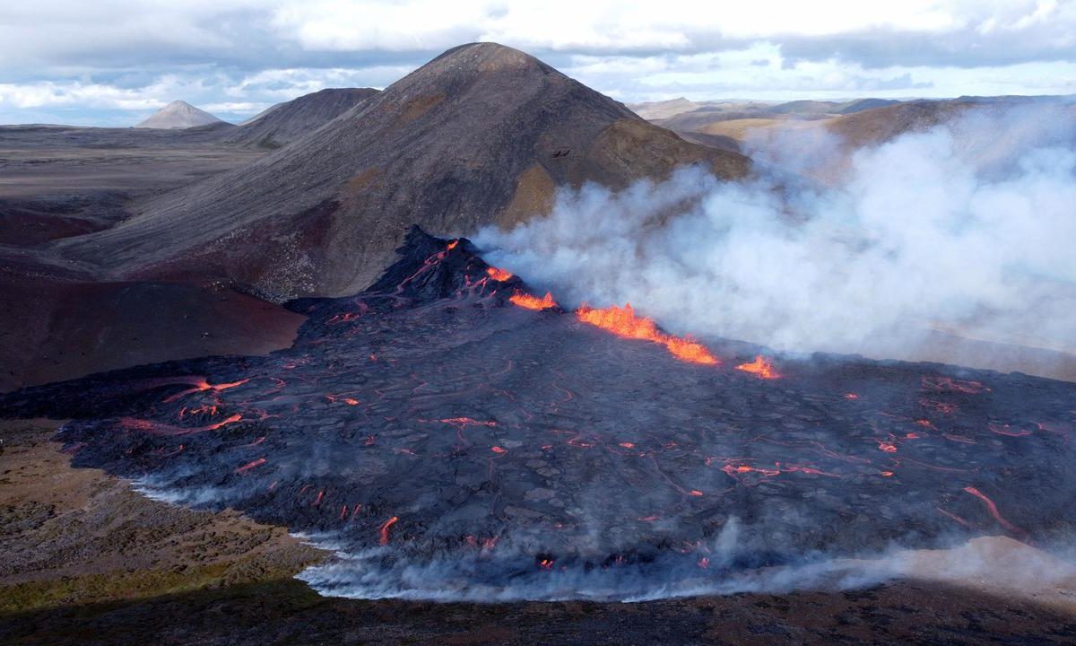 Φόβοι για έκρηξη ηφαιστείου στην Ισλανδία