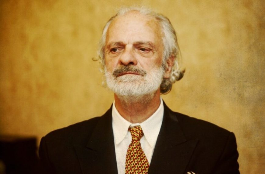 Πέθανε ο Σπύρος Φωκάς