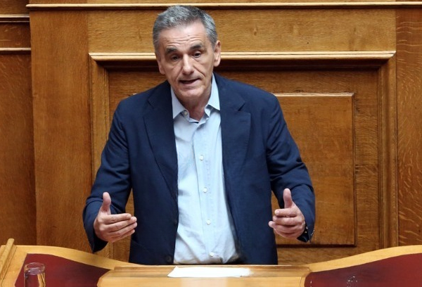 Τσακαλώτος στα «Παραπολιτικά»: Να αρχίσει η συζήτηση για&hellip;