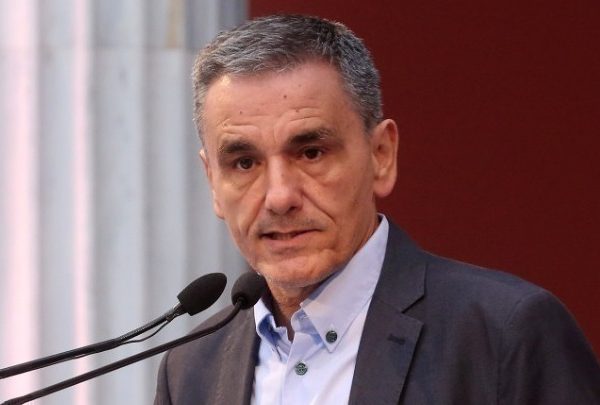 Τσακαλώτος: Πρέπει να δημιουργηθεί ένα μπλοκ δυνάμεων που θα διεκδικήσει τη διακυβέρνηση