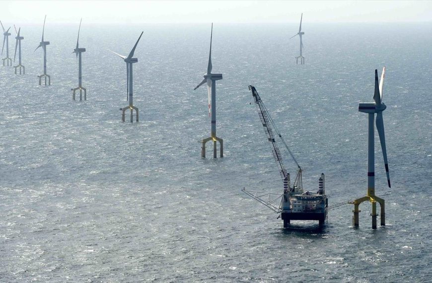 Συμφωνία ΔΕΗ Ανανεώσιμες με τους ομίλους Κοπελούζου και Σαμαρά για το υπεράκτιο αιολικό πάρκο ανοικτά της Αλεξανδρούπολης