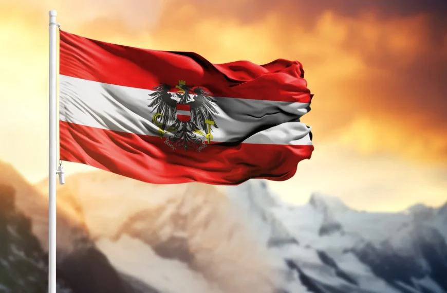 POLITICO: Η «ανάσταση της Αυστροουγγαρίας»