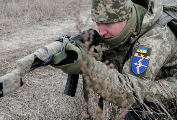 Ζαλούζνι: Οι ουκρανικές δυνάμεις αποσύρθηκαν από την πόλη Μαρίνκα