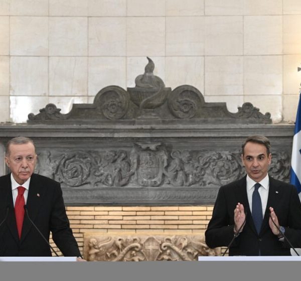 Στην Αθήνα ο Ερντογάν – Μητσοτάκης: Οι διαφορές μας είναι γνωστές –&hellip;