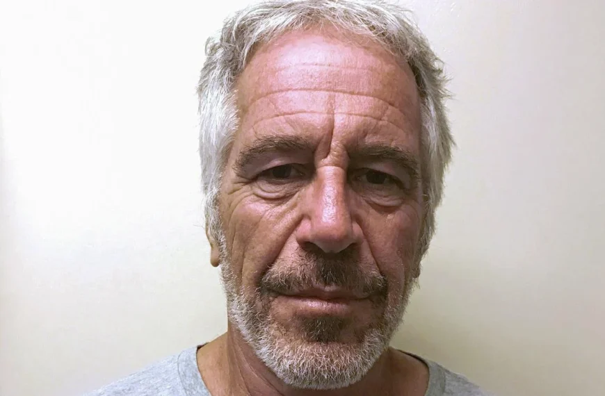 Λίστα Έπσταϊν: Παγκόσμιος σάλος από τη δημοσίευση τρανταχτών ονομάτων του δεθνούς τζετ-σετ&hellip;