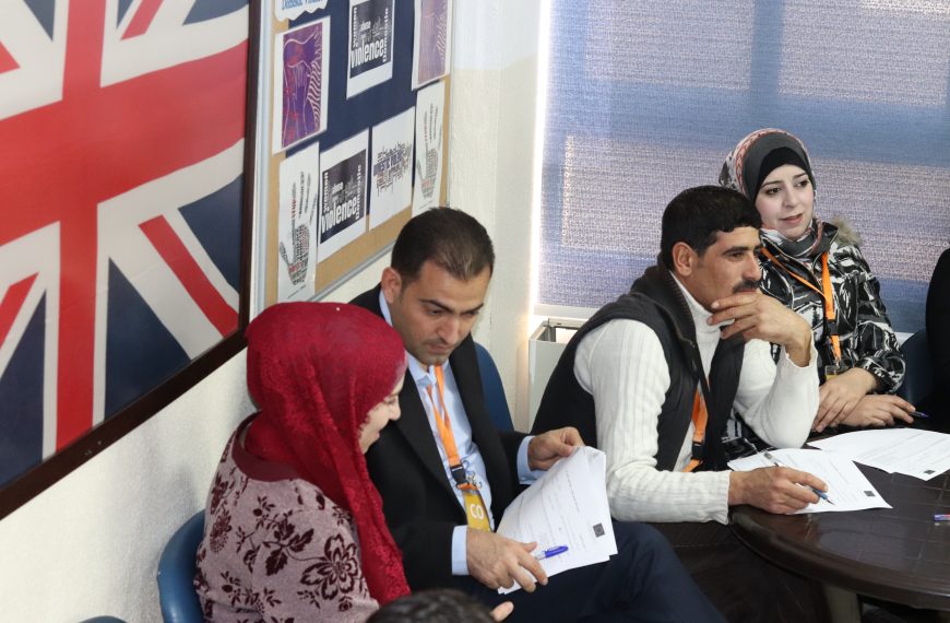 Βρετανία: «Φέρτε πίσω τους εργαζόμενους μετανάστες»