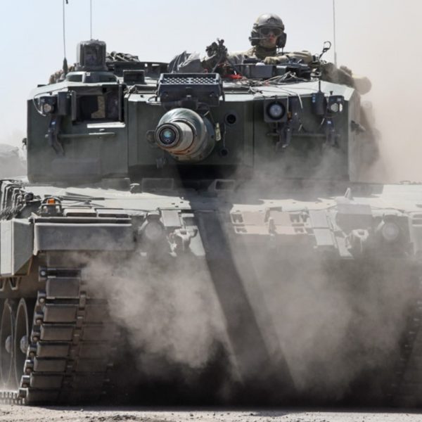 Forbes για το σχέδιο Μπάιντεν: «Εξοπλίζουμε την Ελλάδα ώστε εκείνη να εξοπλίσει&hellip;