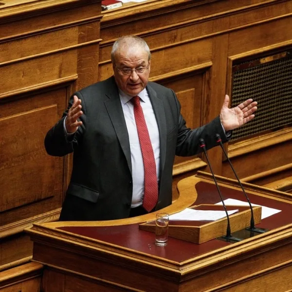 Πέθανε ο πρώην βουλευτής και υπουργός του ΠΑΣΟΚ Λεωνίδας Γρηγοράκος