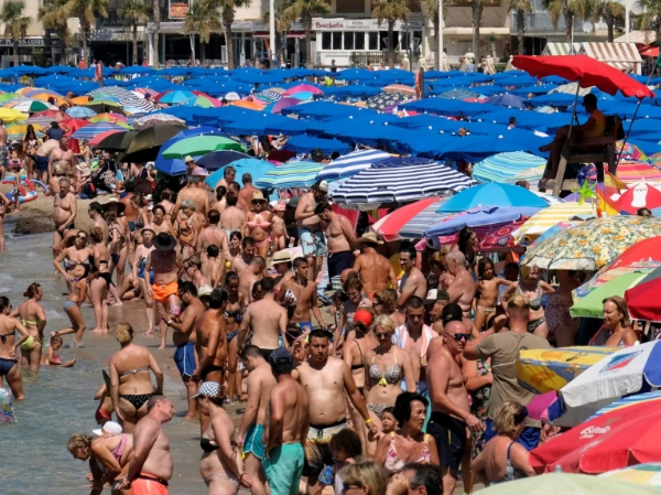 Η Ισπανία υποφέρει από τον υπερτουρισμό