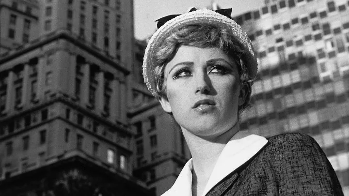 «Cindy Sherman at Cycladic: Πρώιμα έργα» – Έκθεση στο Μουσείο Κυκλαδικής Τέχνης