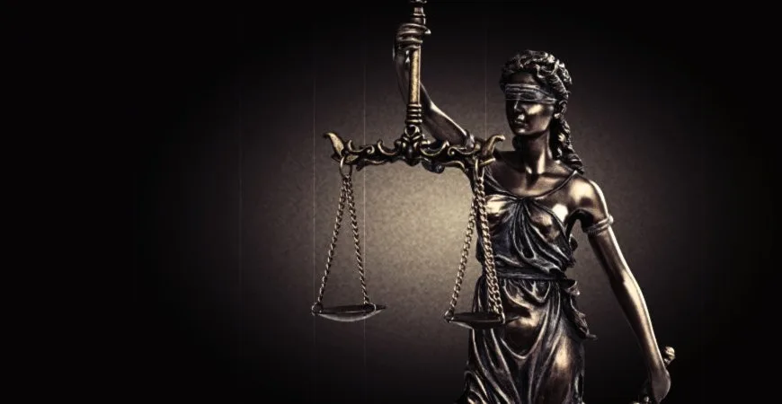 Γ.Χ. Σωτηρέλης / Εμπιστευόμαστε τη Δικαιοσύνη;