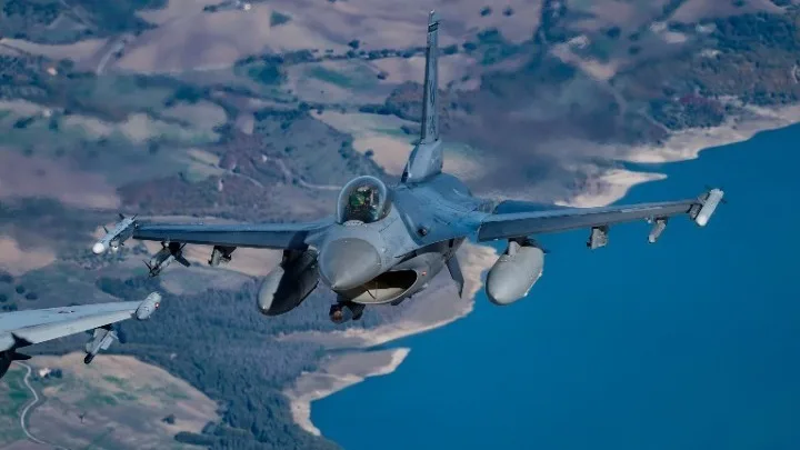 Πτώση μαχητικού αεροσκάφους F-16 στη θαλάσσια περιοχή της Ψαθούρας