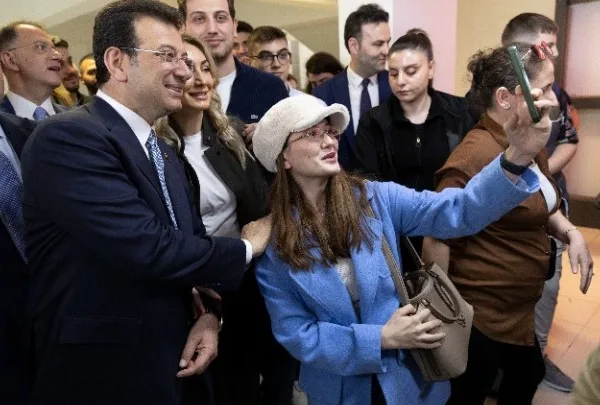 Τουρκία: Όλα δείχνουν ότι επανεκλέγονται οι δήμαρχοι Κωνσταντινούπολης και Άγκυρας