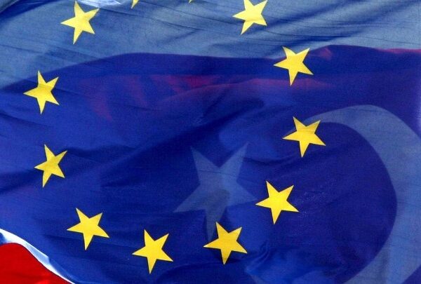 Ανάστατη Τουρκία, αμήχανη Ευρώπη