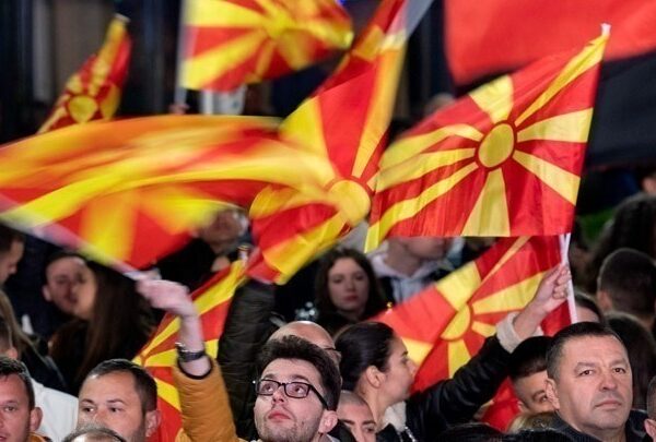 Βόρεια Μακεδονία: Αναμένεται μεγάλη νίκη του εθνικιστικού VMRO-DPMNE
