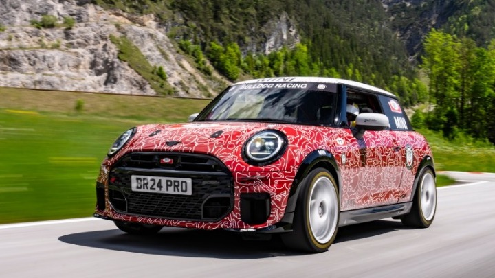 To νέο Mini John Cooper Works θα κάνει την πρώτη του εμφάνιση στις 24 ώρες του Nurburgring