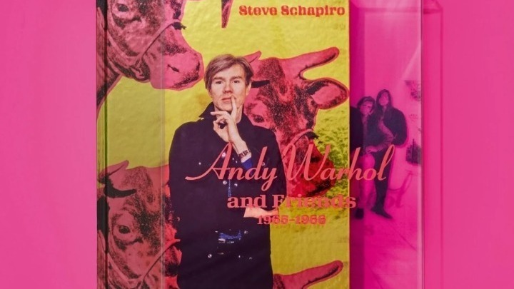 Έργα του Andy Warhol και του KAWS θα εκτεθούν μαζί για πρώτη φορά