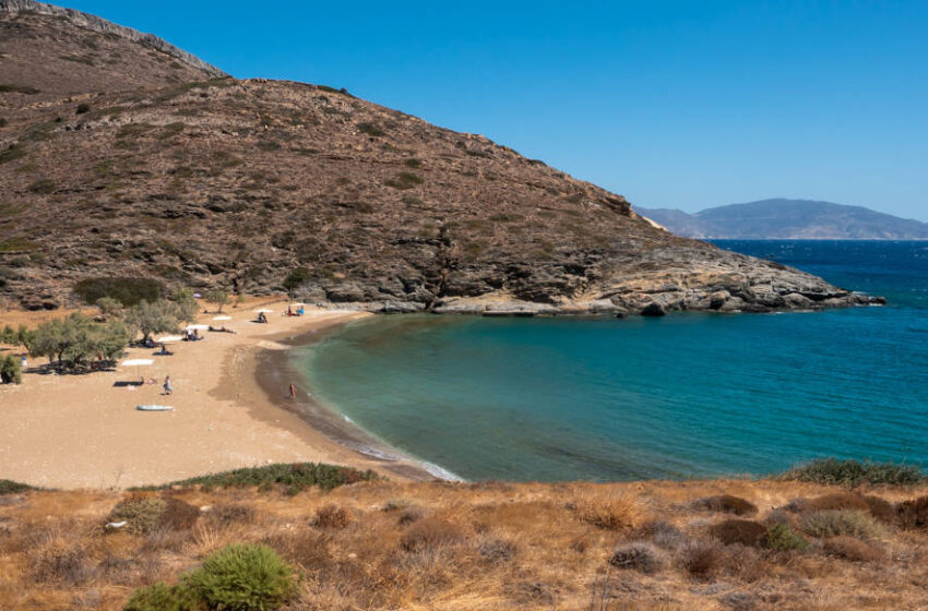 Νεκρός εντοπίστηκε ο 74χρονος Ολλανδός τουρίστας στη Σάμο – Γαλλίδες τουρίστριες αγνοούνται από χθες το πρωί στη Σίκινο