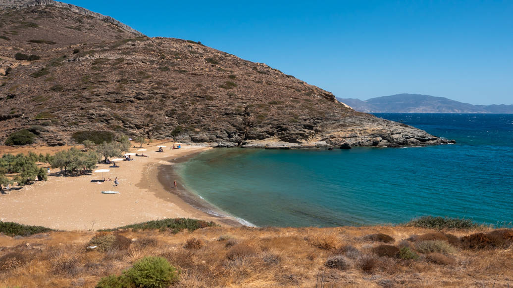 Νεκρός εντοπίστηκε ο 74χρονος Ολλανδός τουρίστας στη Σάμο – Γαλλίδες τουρίστριες αγνοούνται από χθες το πρωί στη Σίκινο