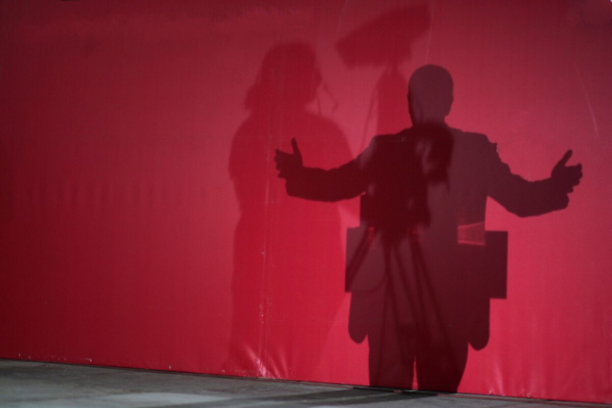 ΣΥΡΙΖΑ: Στο κατώφλι του Συνεδρίου, με φόντο την κρίση ταυτότητας και τον ίσκιο…