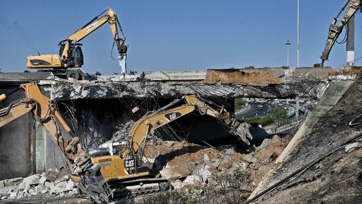 Ισθμός: Κατεδαφίζεται γέφυρα – Έκτακτες ρυθμίσεις κυκλοφορίας στην Αθηνών-Κορίνθου