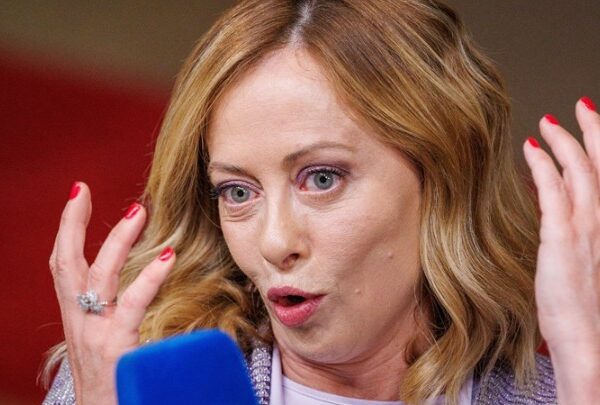 Μεταναστευτικό: «Φιάσκο» Μελόνι με το hot spot στην Αλβανία – Γυρίζουν στην Ιταλία…