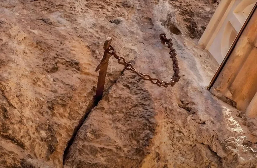 Εξαφανίστηκε μυστηριωδώς το γαλλικό «Εξκάλιμπερ»