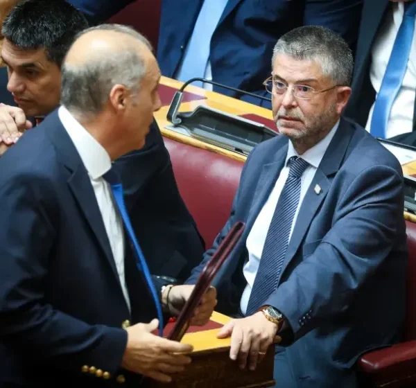 Βελόπουλος: ”Ο Σαράκης πήρε 30 εκατ. ευρώ στην υπόθεση Novartis”