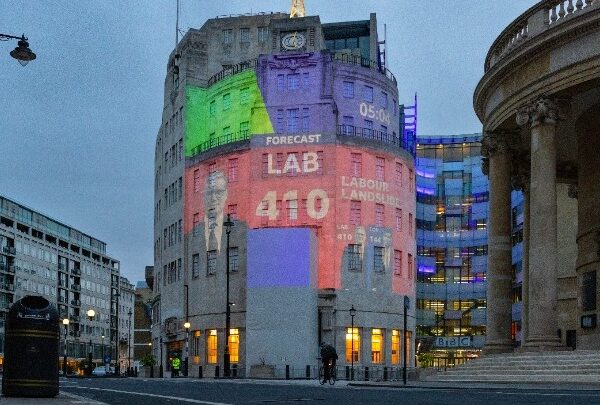 Οι αντιδράσεις των ξένων ηγετών και αξιωματούχων στη σαρωτική νίκη&hellip;