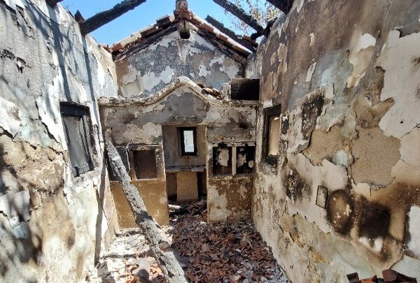 Το ΥΠΠΟ παραδέχεται πως έχουν υποστεί σοβαρές ζημιές δυο μεταβυζαντινοί&hellip;