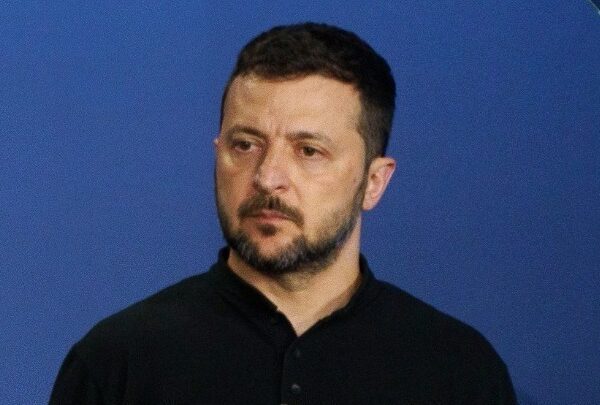 Ζελένσκι κατά Τραμπ: «Δεν μπορώ να ξεπουλήσω τη χώρα μας» – Παγιδευμένος…