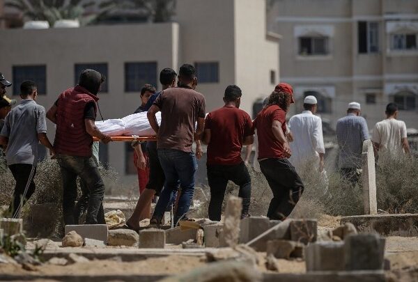 Το Ισραήλ επεκτείνει τις στρατιωτικές επιχειρήσεις του και στην κατεχόμενη Δυτική Όχθη