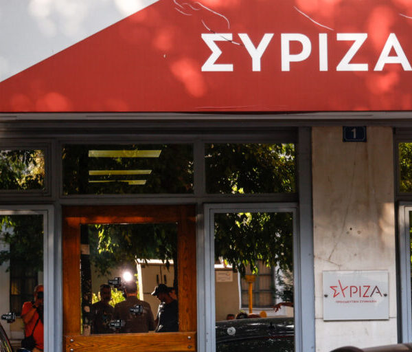 Πηγές των «87»: «Ο Στέφανος Κασελάκης, πιστός στις τραμπικές πρακτικές του, κατασκευάζει…