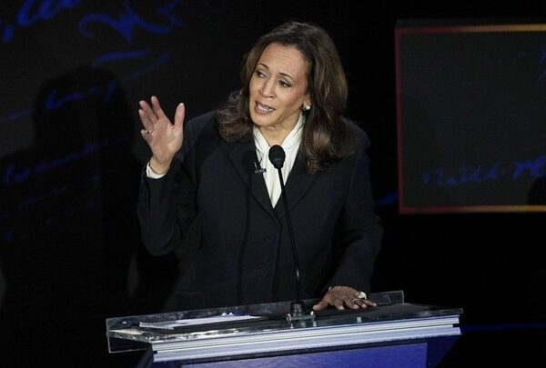 Εκλογές ΗΠΑ – Δημοσκόπηση: Η Χάρις παίρνει κεφάλι στην κούρσα για την&hellip;