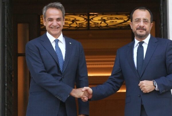 Μητσοτάκης προς Χριστοδουλίδη: Στη συγκυρία αυτή ο συντονισμός μας είναι περισσότερο απαραίτητος…