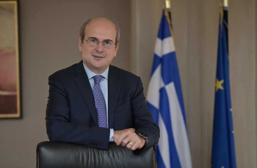 Κωστής Χατζηδάκης: Οικονομική πολιτική που ανεβάζει την Ελλάδα ψηλότερα