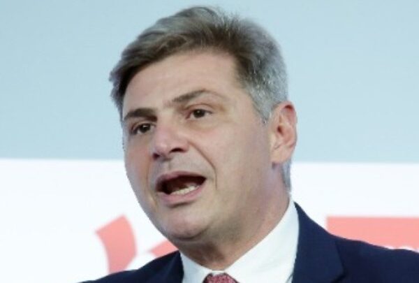 Την υποψηφιότητά του για την προεδρία του ΣΥΡΙΖΑ ΠΣ ανακοίνωσε ο Ν.…