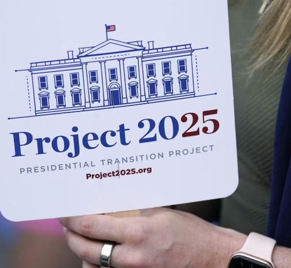 Project 2025: Θα εφαρμόσει ο Τραμπ το υπερσυντηρητικό κοινωνικό του όραμα;