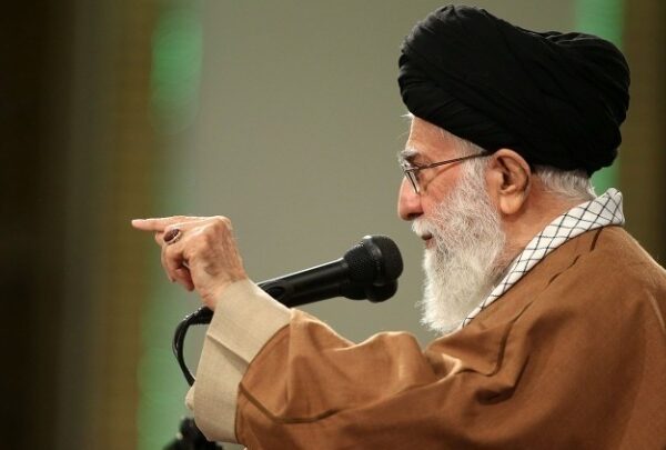 Αγιατολάχ Αλί Χαμενεΐ: ΗΠΑ και Ισραήλ «θα λάβουν αναμφίβολα μία&hellip;