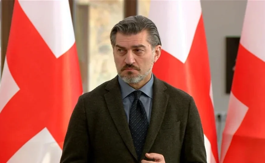 Ο ακροδεξιός πρώην ποδοσφαιριστής  Μιχαήλ Καβελασβίλι διορίστηκε στην προεδρία της Γεωργίας